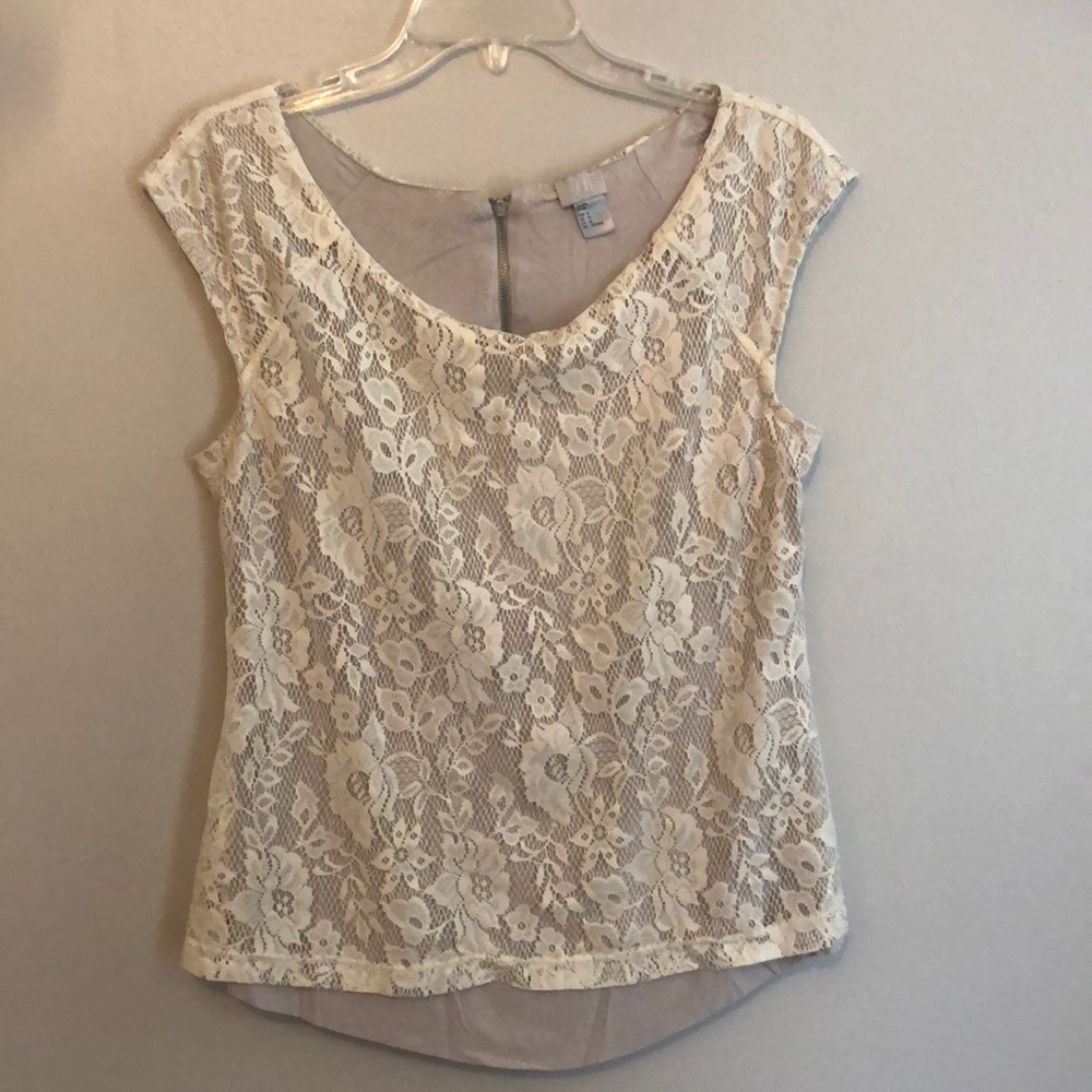 Beautiful lace overlay top